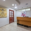 الدكتور صقلي حسيني يونس أخصائي جراحة العظام و المفاصل