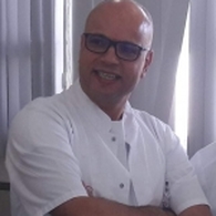 Pr KHIARI RAMZI Ürolog cerrahı