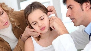 7 أسباب للالتهابات الحادة المتكررة للأذن الوسطى عند الأطفال